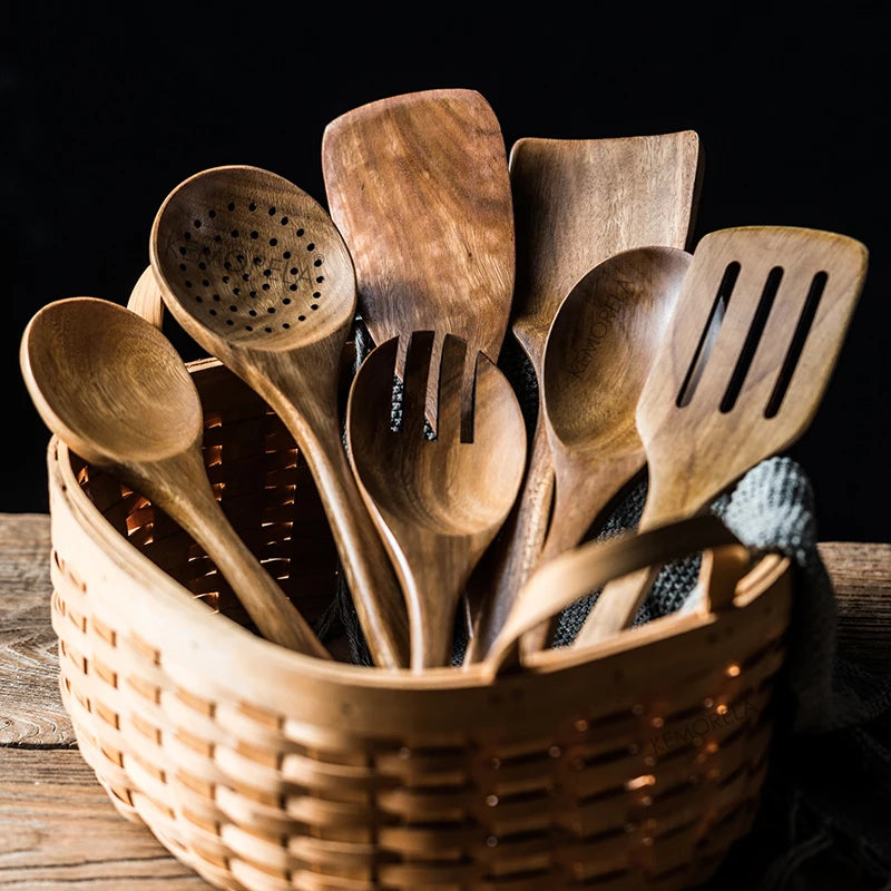 Set de 9 ustensiles en bois de teck
